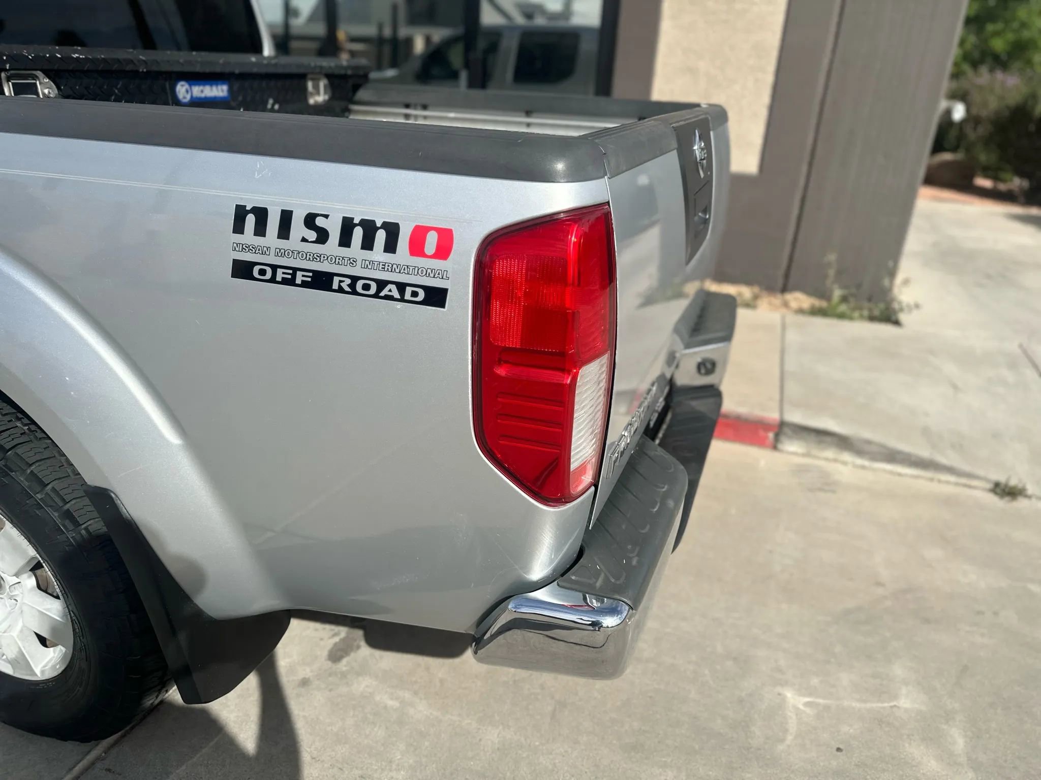 Used 2005 Nissan Frontier NISMO image 7