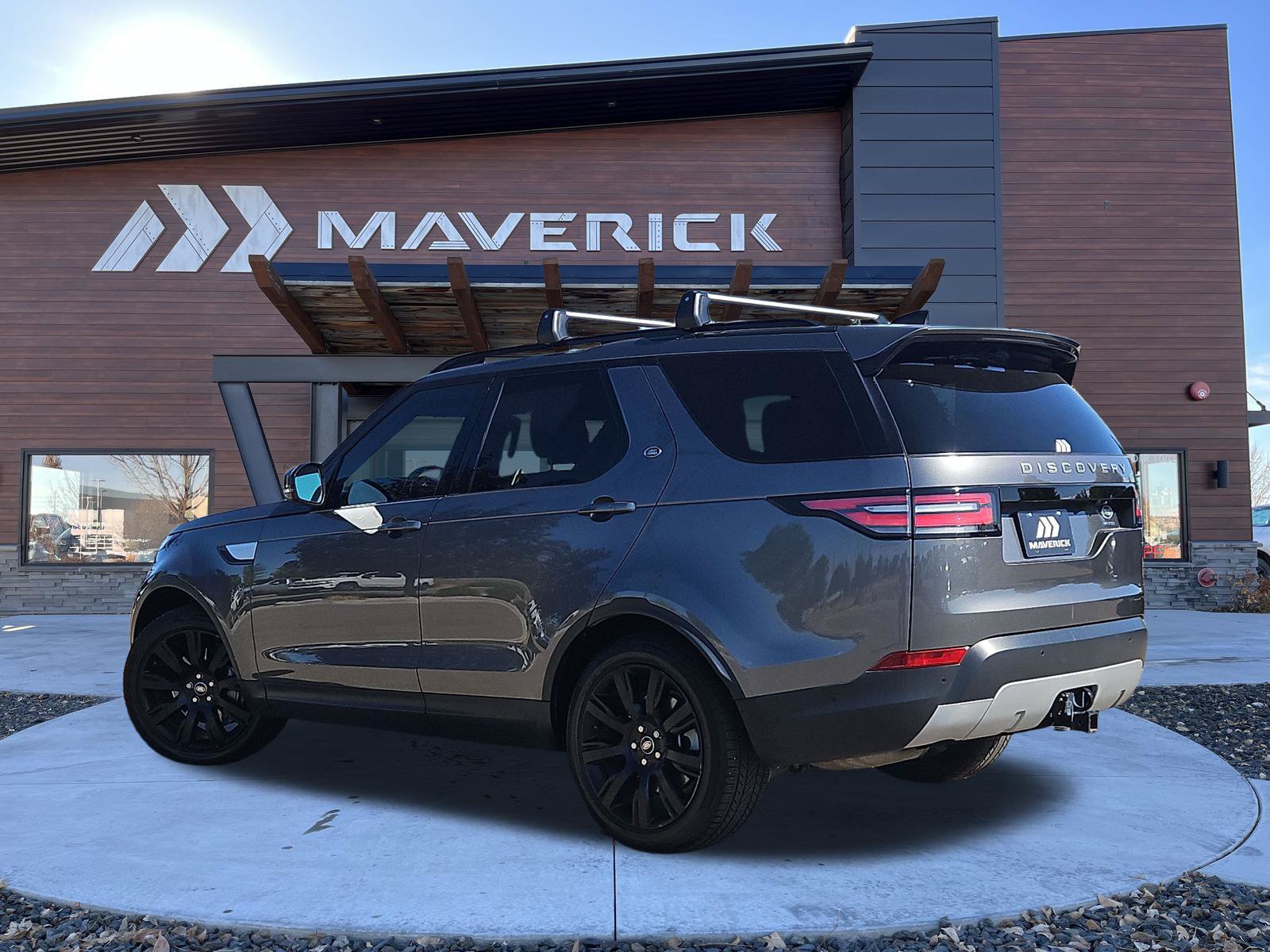 Used 2019 Land Rover Discovery HSE AWD/4WD image 4