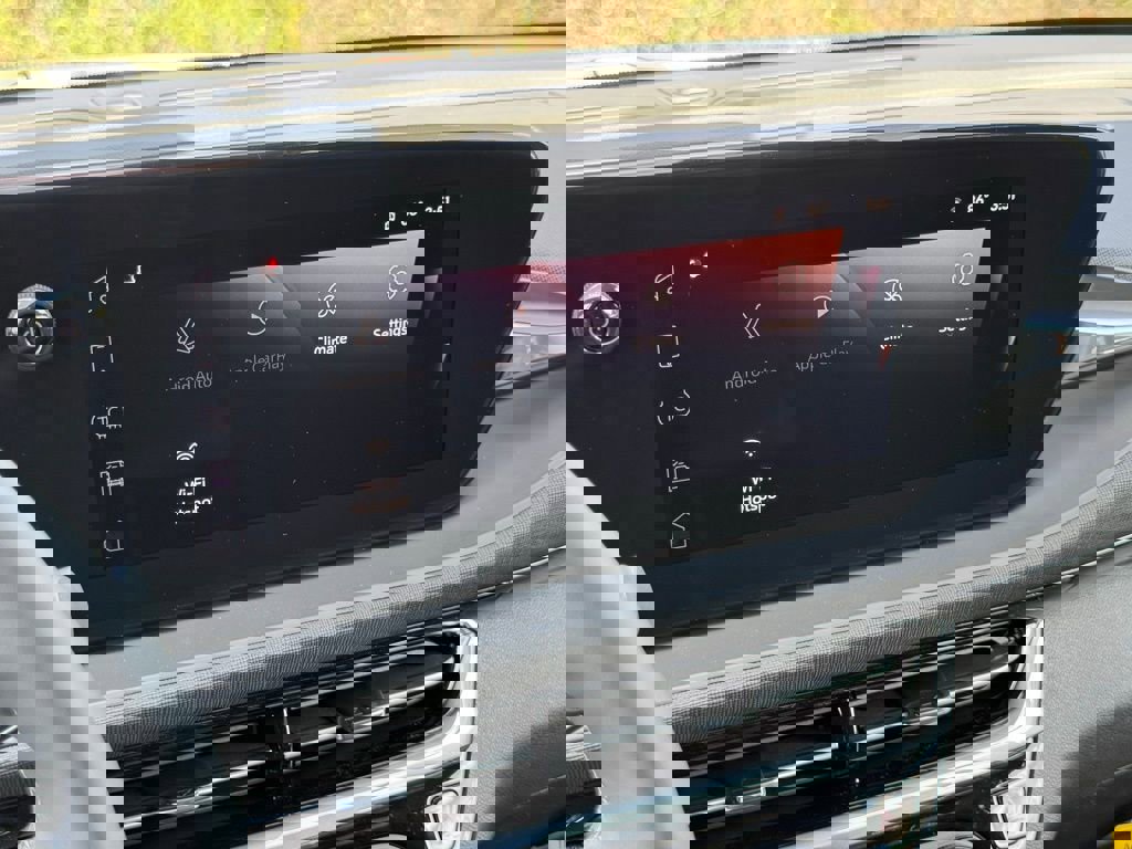 New 2026 Buick Envista Sport Touring w/ Convenience I Package image 31