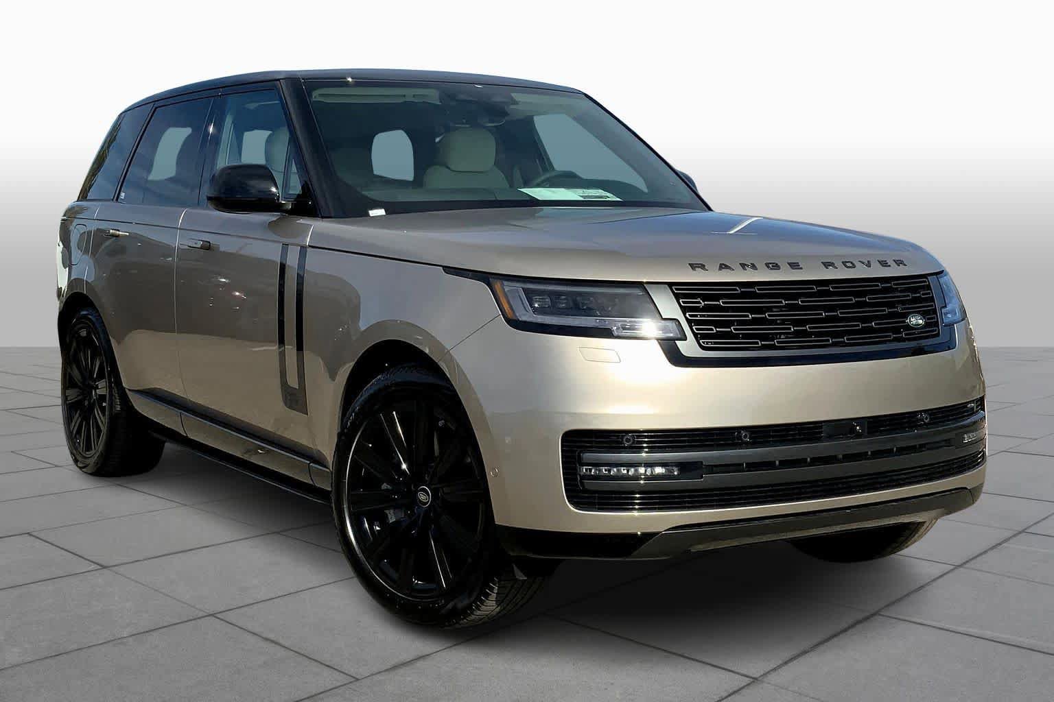 New 2025 Land Rover Range Rover SE image 2