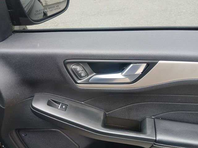 Certified 2022 Ford Escape SEL image 61