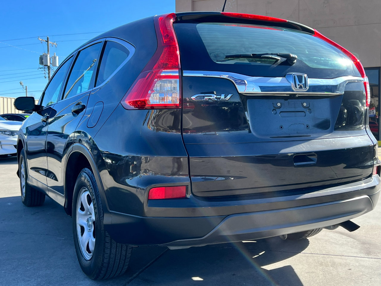 Used 2015 Honda CR-V LX image 6
