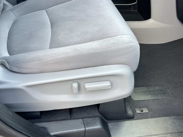 Used 2019 Honda Odyssey EX image 31