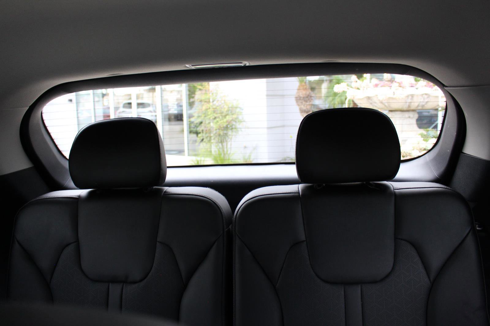 Used 2022 Kia Sorento S image 31