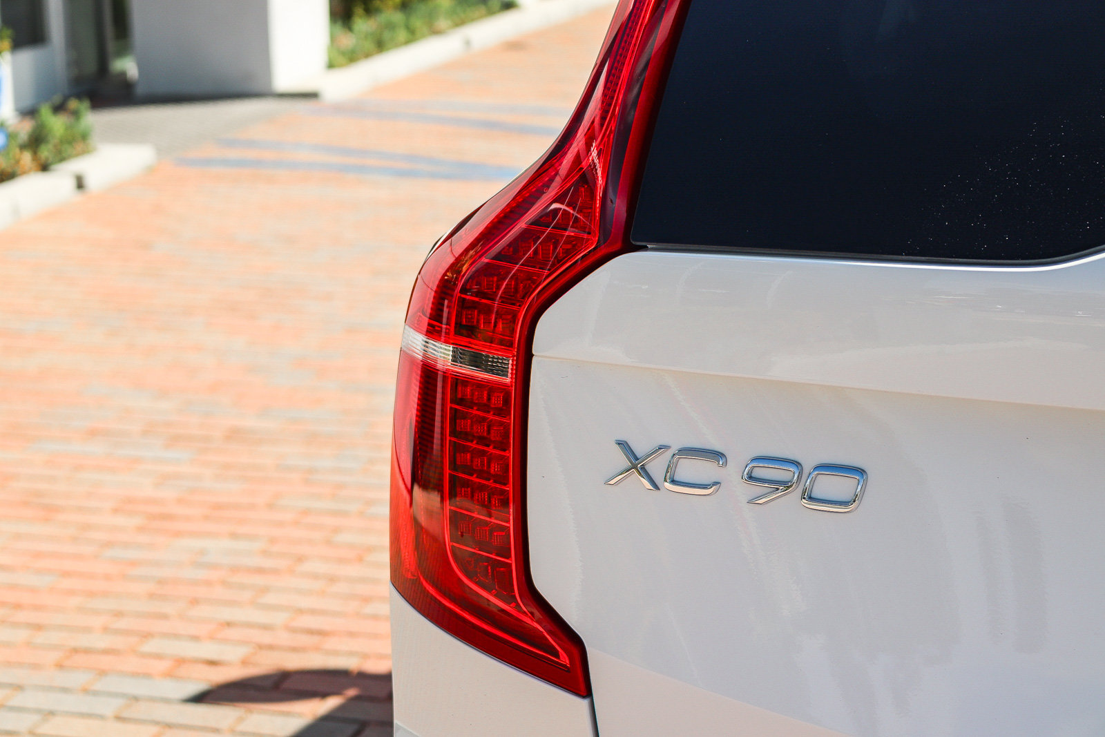 Used 2025 Volvo XC90 T8 Core w/ Protection Package Premier AWD/4WD image 9