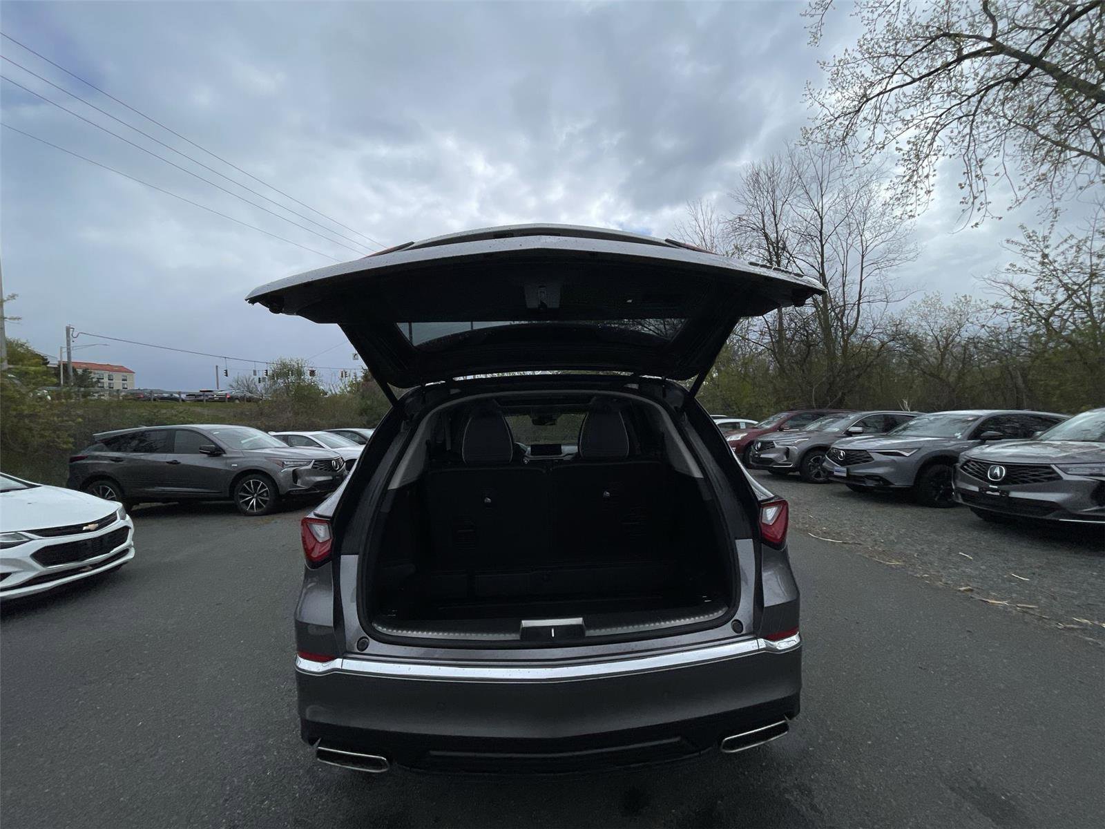 Used 2023 Acura MDX SH-AWD w/ Advance Package image 25