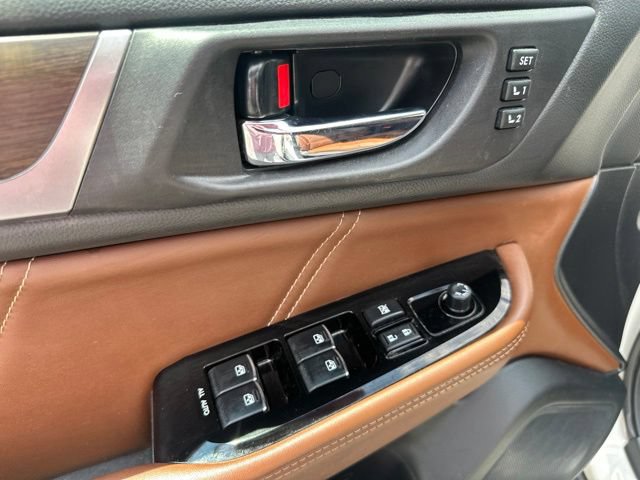 Used 2019 Subaru Outback 2.5i Touring w/ Popular Package #3A AWD/4WD image 15