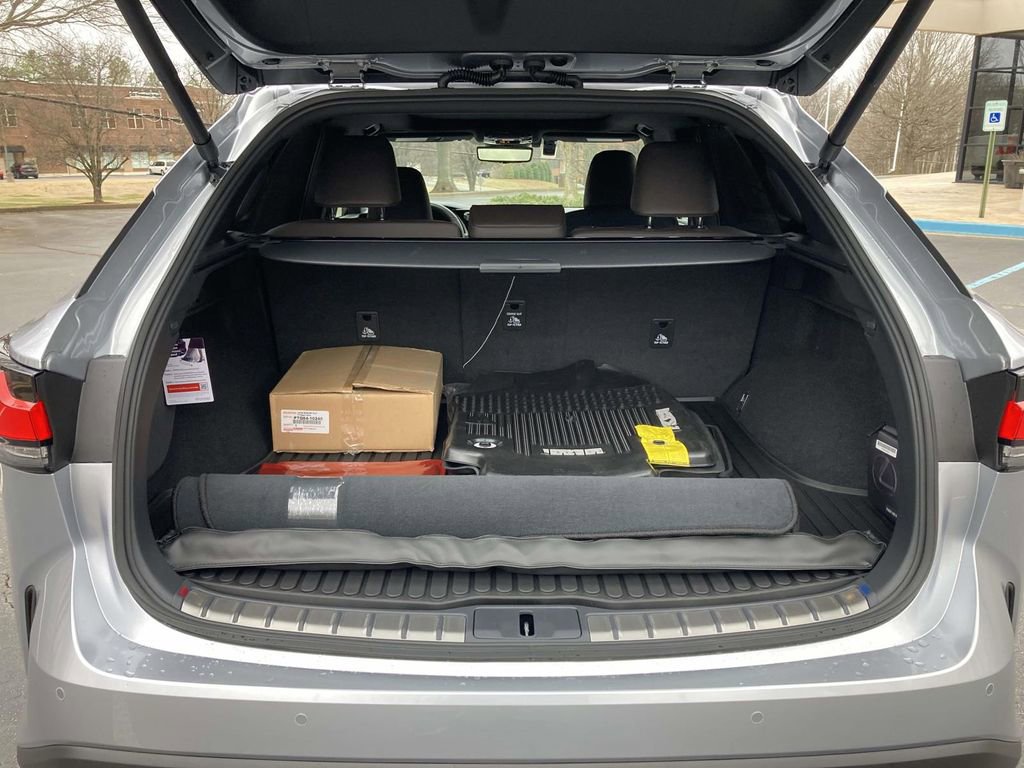 New 2026 Lexus RX 450h AWD image 8