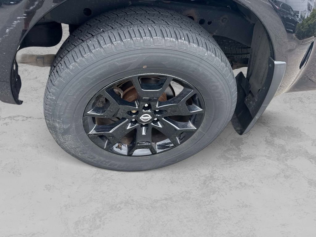 Used 2020 Nissan Frontier SV w/ Midnight Edition Floor Mats AWD/4WD image 12