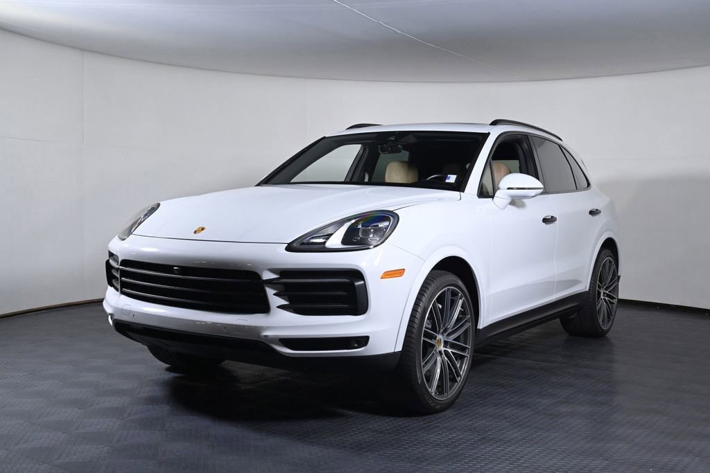 Certified 2023 Porsche Cayenne Platinum Edition AWD/4WD image 1