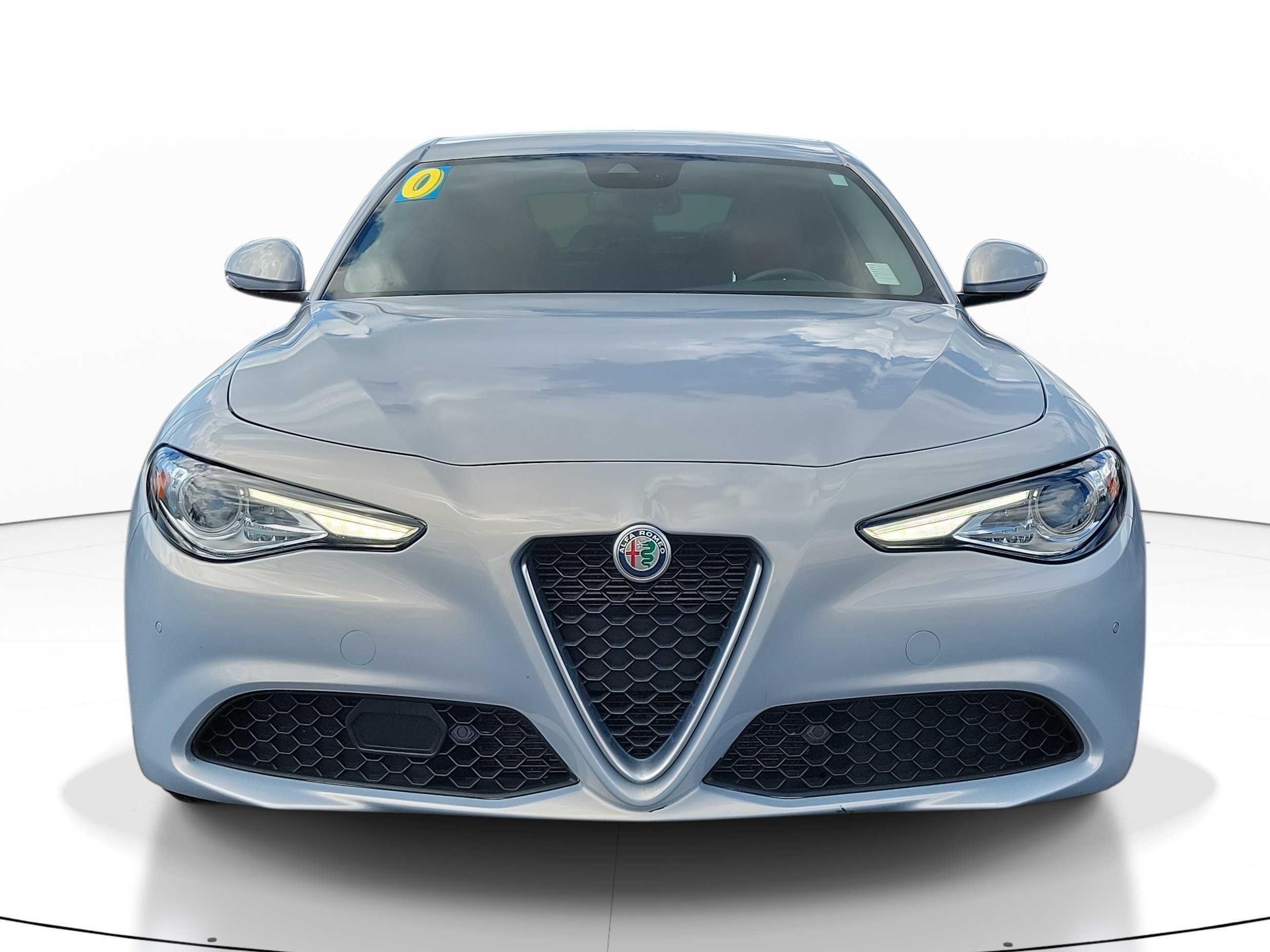 Used 2020 Alfa Romeo Giulia Ti w/ Active Blind Spot Package image 2