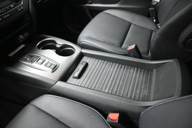 Used 2023 Honda Passport EX-L image 9