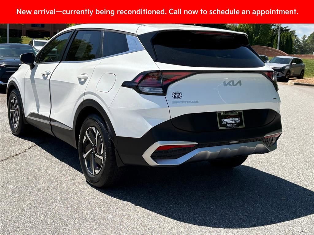Certified 2025 Kia Sportage LX FWD image 4