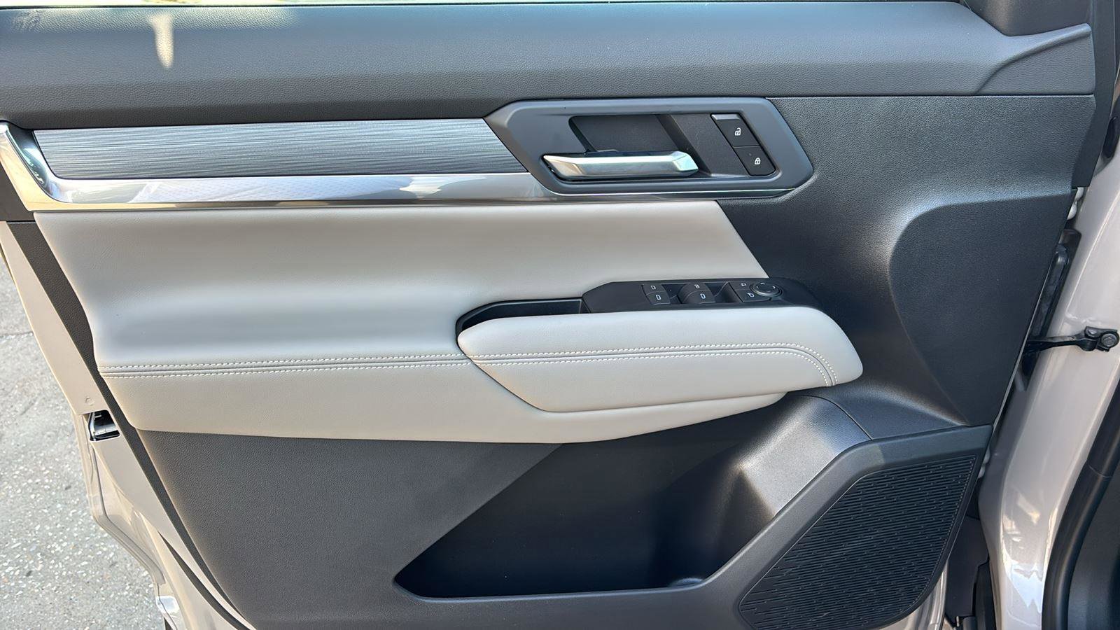 New 2026 GMC Terrain Elevation image 14