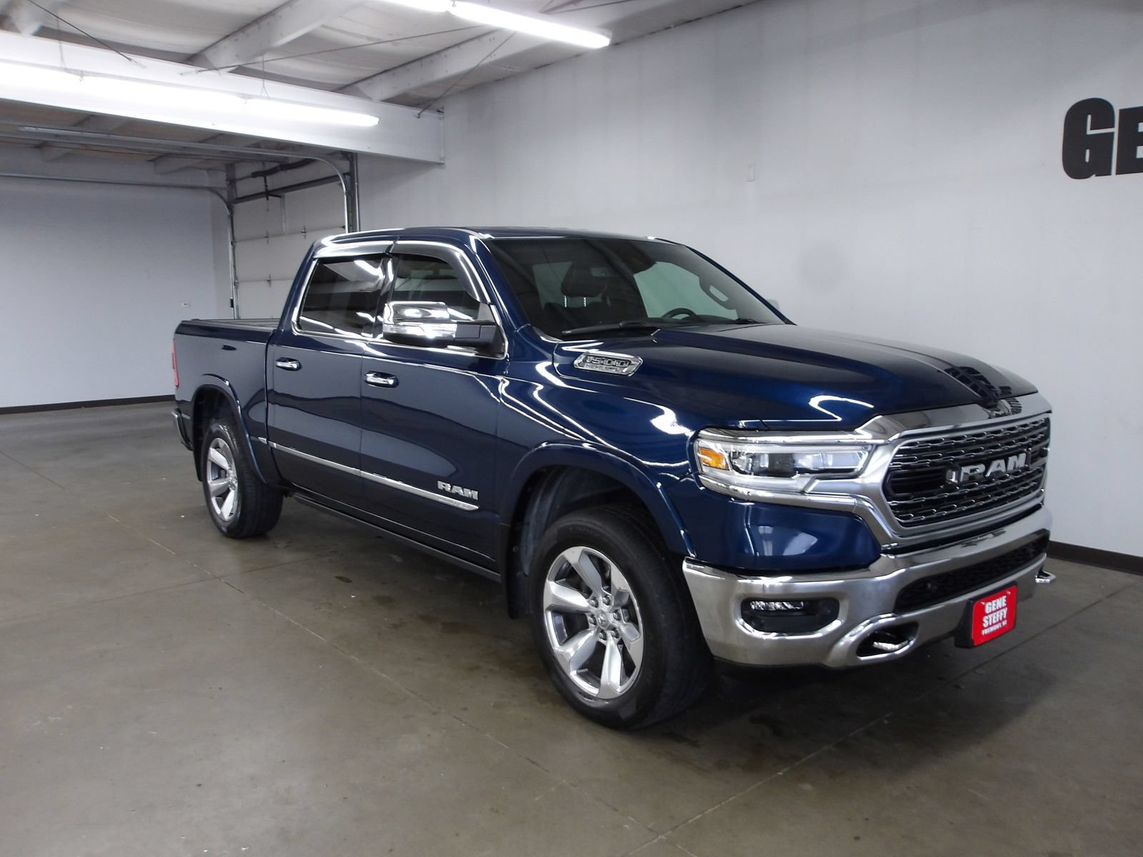 Used 2021 RAM 1500 Limited AWD/4WD image 4