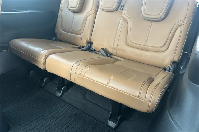 Used 2025 INFINITI QX80 Sensory image 18