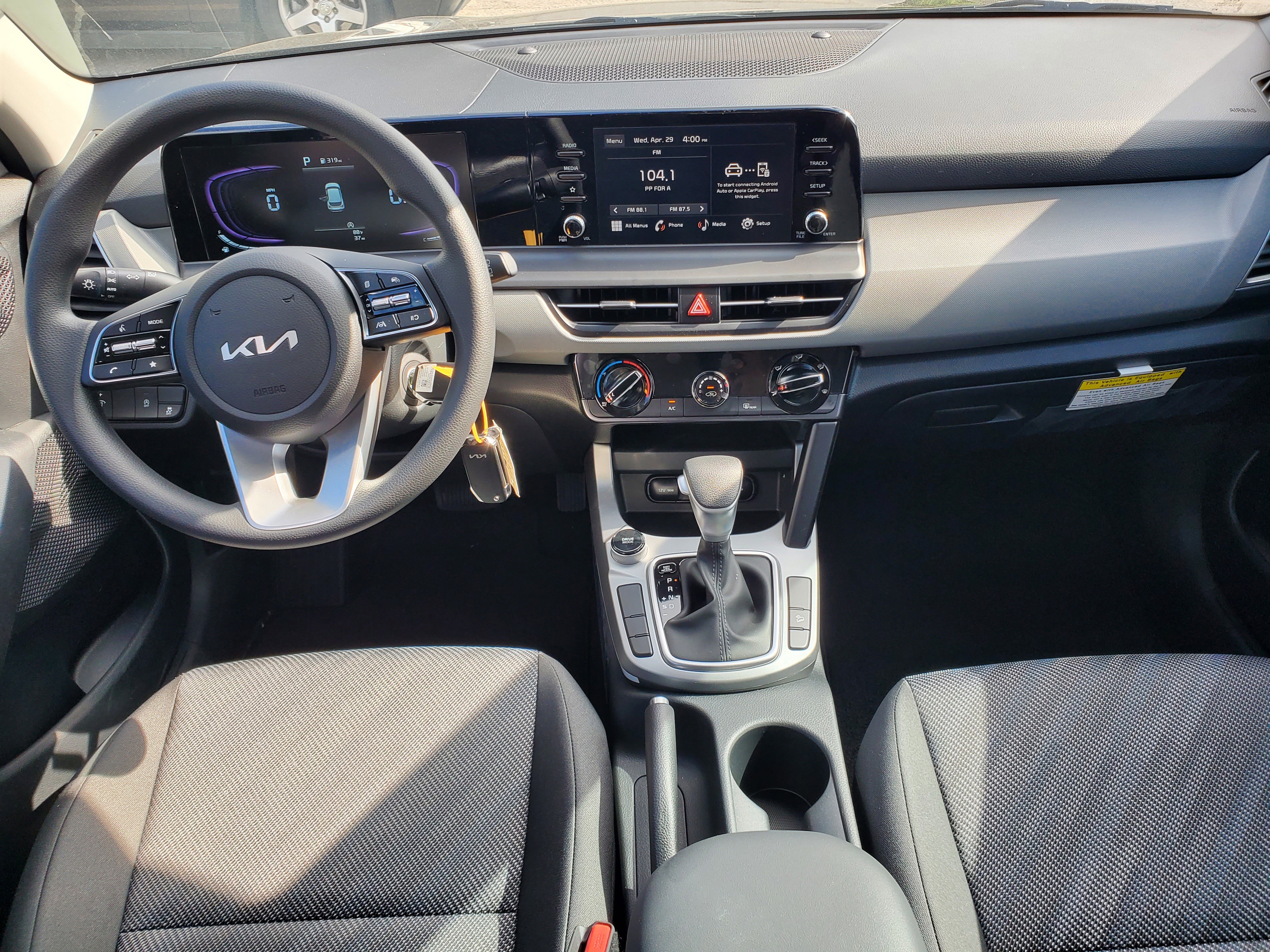 New 2026 Kia Seltos LX FWD image 16