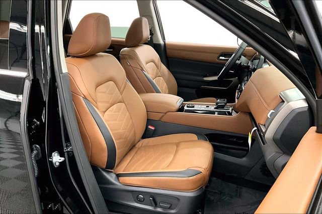 New 2025 Nissan Pathfinder Platinum w/ Lighting Package (N93) image 37