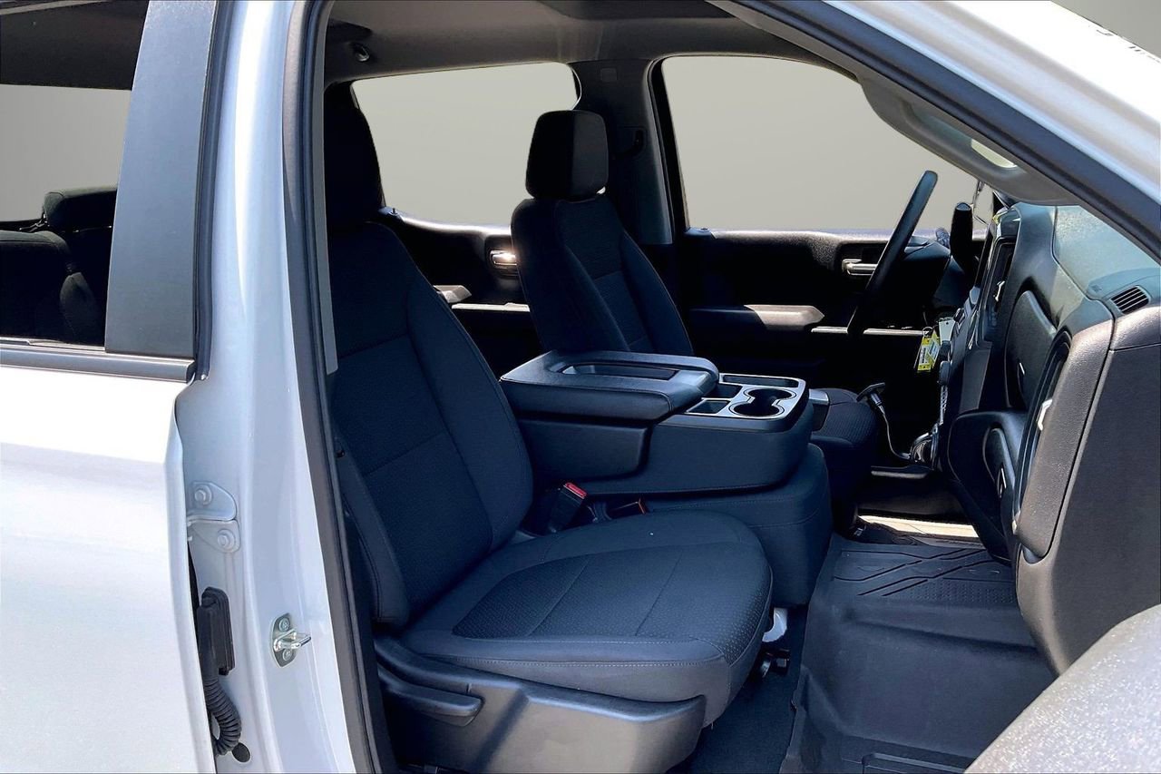 Used 2022 Chevrolet Silverado 1500 Custom AWD/4WD image 23