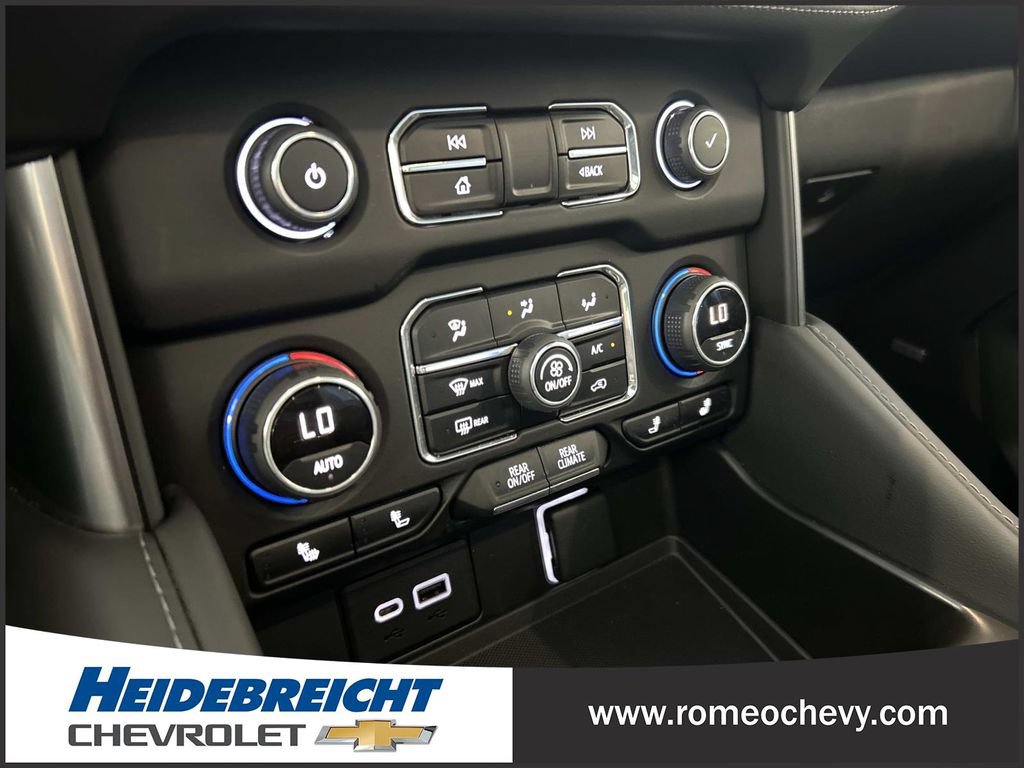 Used 2022 Chevrolet Tahoe LT w/ LT Signature Plus Package AWD/4WD image 25