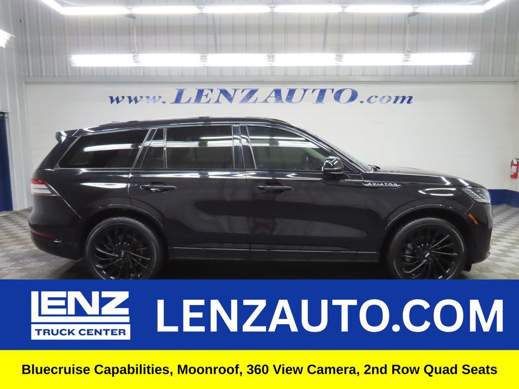 Used 2025 Lincoln Aviator Reserve w/ Jet Appearance Package AWD/4WD image 1