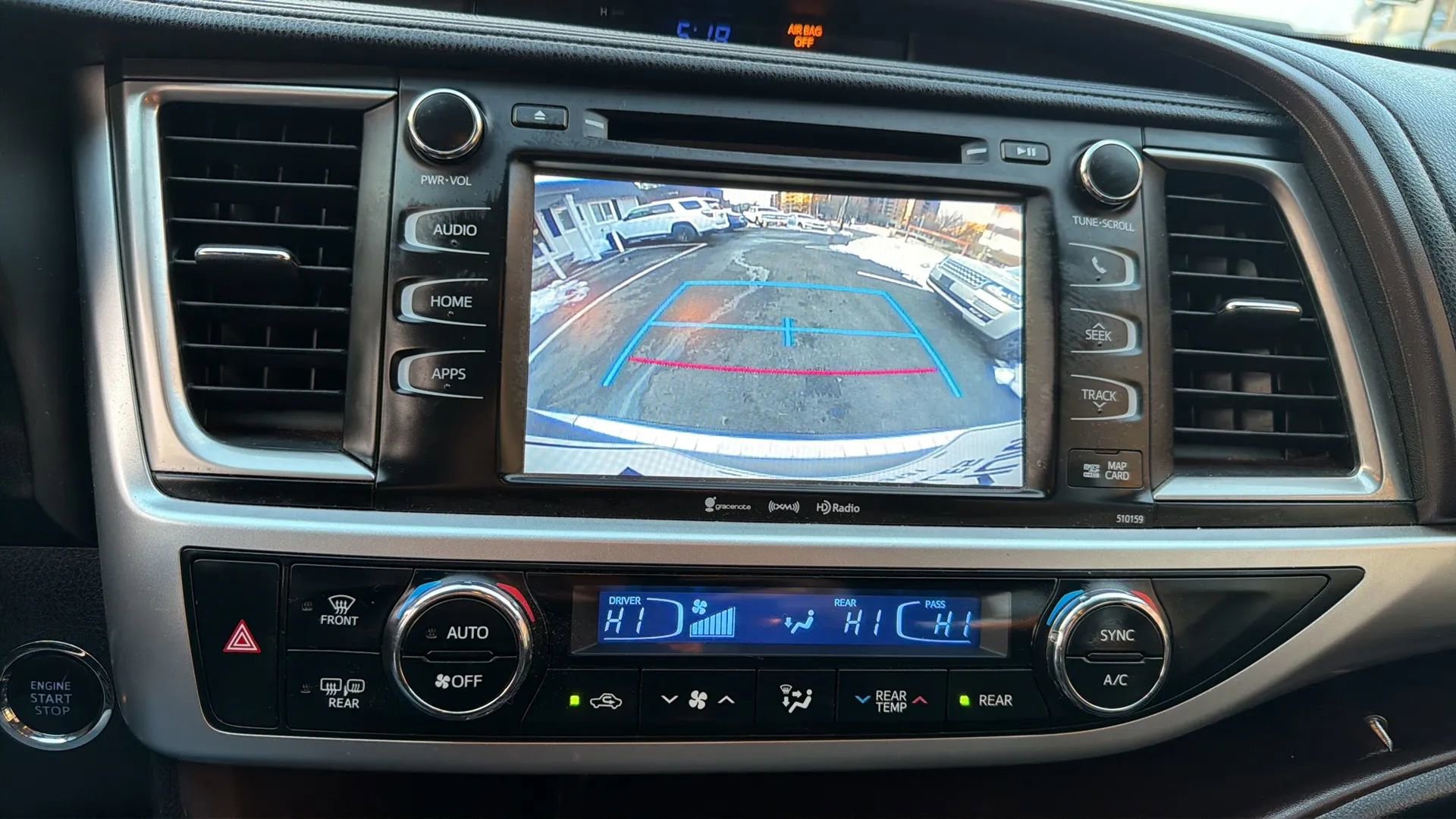 Used 2016 Toyota Highlander XLE image 27