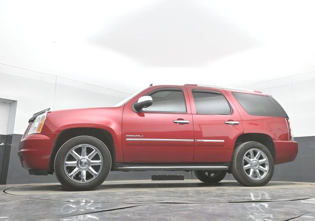 Used 2014 GMC Yukon Denali RWD image 48