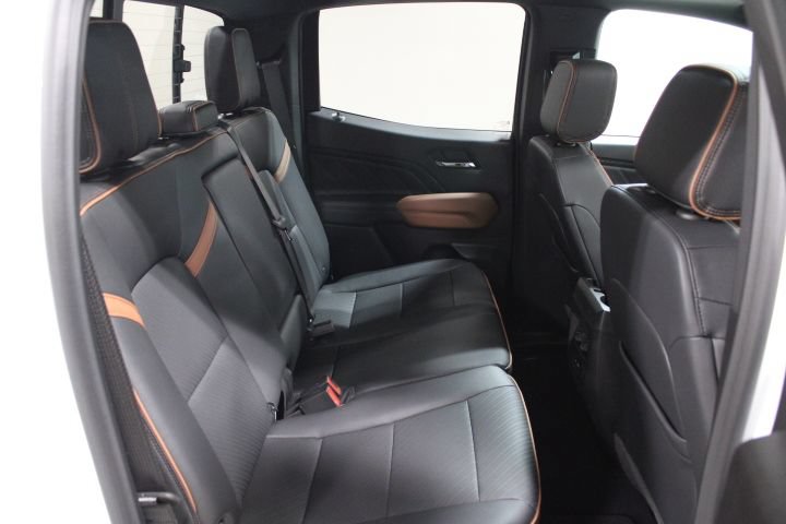 New 2026 GMC Canyon AT4 w/ Technology Plus Package AWD/4WD image 30