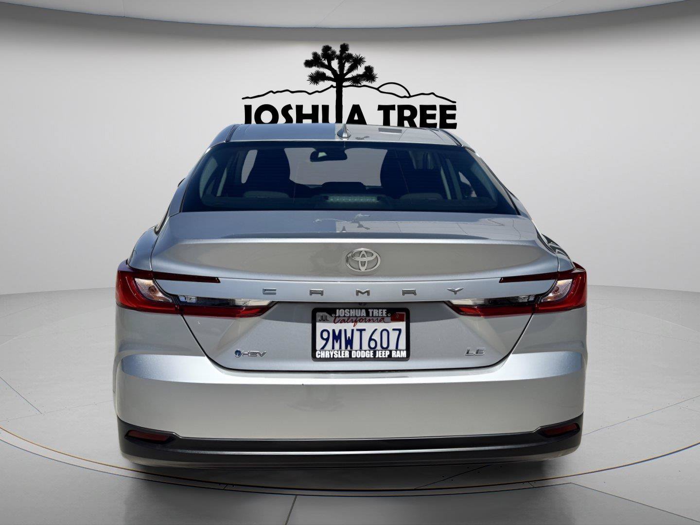 Used 2025 Toyota Camry LE FWD image 7
