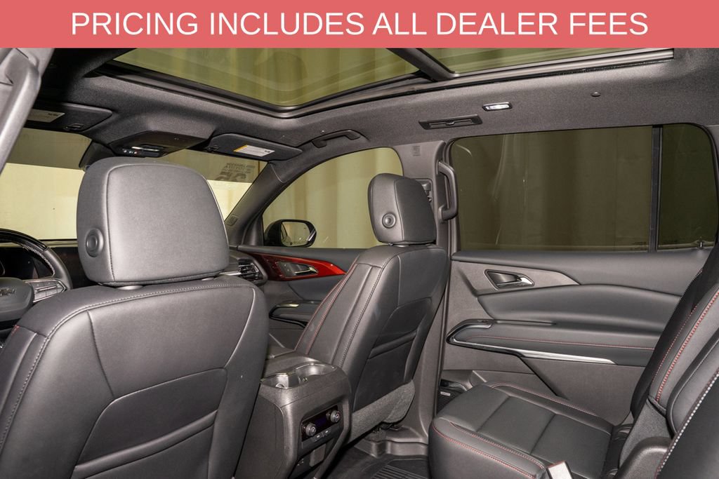 Used 2025 Chevrolet Traverse Z71 w/ Enhanced Driving Package AWD/4WD image 11