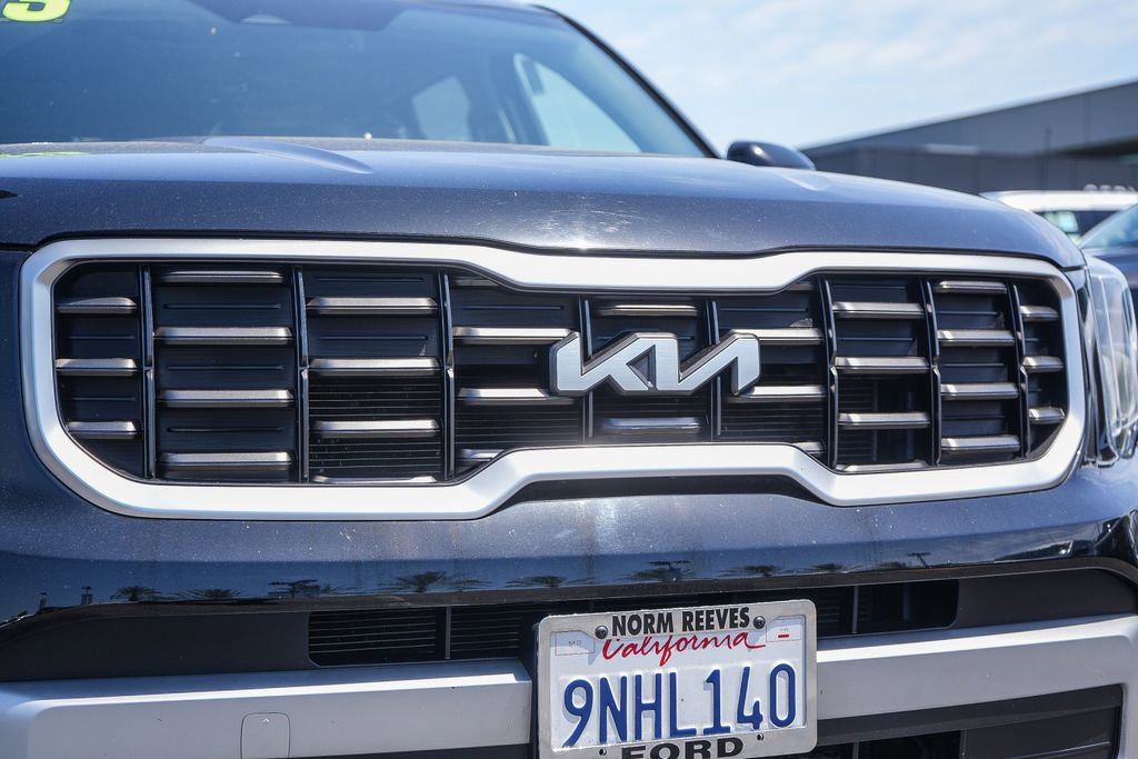 Used 2023 Kia Telluride S AWD/4WD image 6