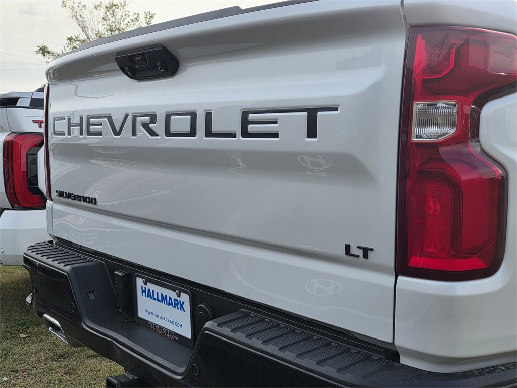 Used 2023 Chevrolet Silverado 1500 LT Trail Boss w/ LT Trail Boss Premium Package image 8
