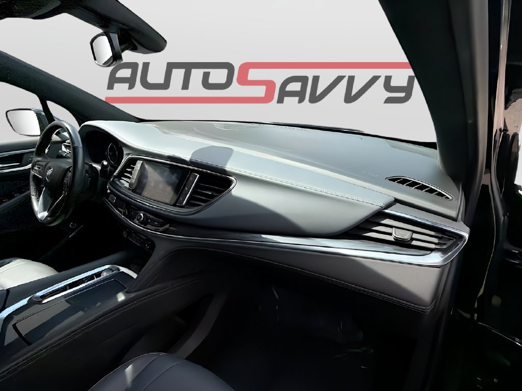 Used 2023 Buick Enclave Essence w/ Sport Touring Edition FWD image 29