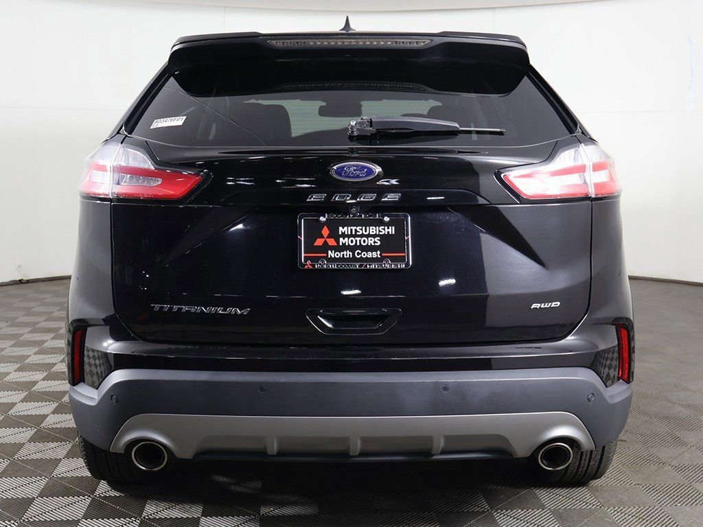 Used 2022 Ford Edge Titanium image 10