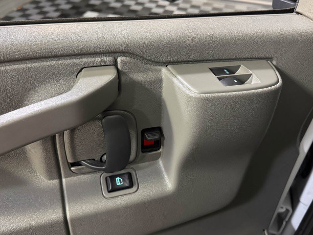 Used 2021 Chevrolet Express 3500 w/ Power Convenience Package image 27