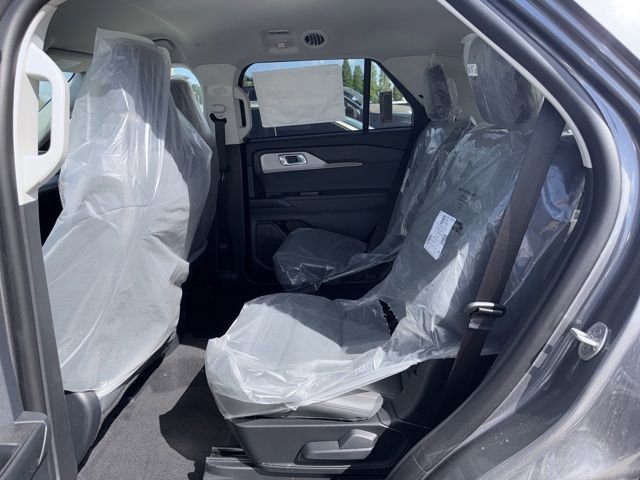 Used 2026 Ford Explorer Active w/ Active Comfort Package RWD image 9