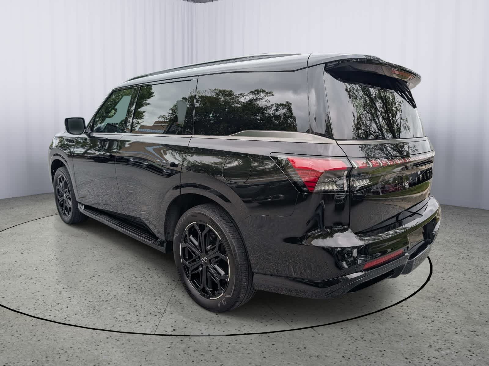 Used 2026 INFINITI QX80 4WD image 5