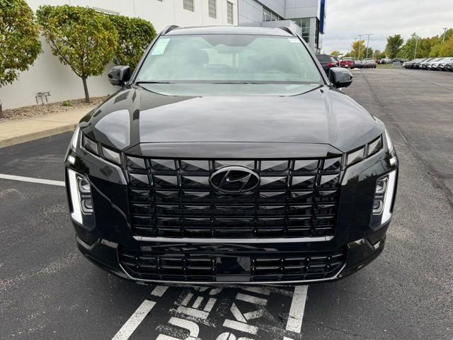 Used 2025 Hyundai Palisade Calligraphy image 2