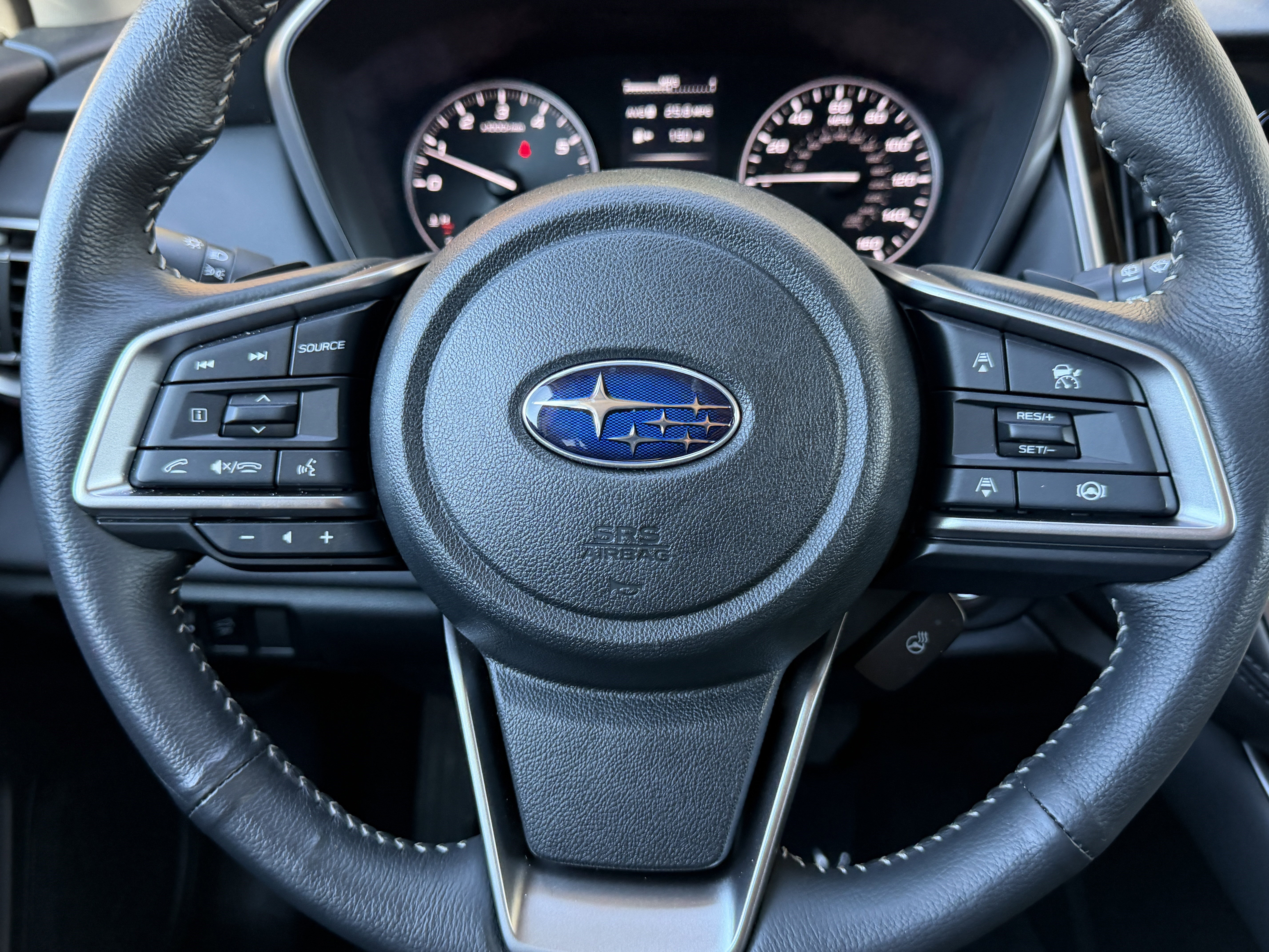 Used 2025 Subaru Outback Limited image 38