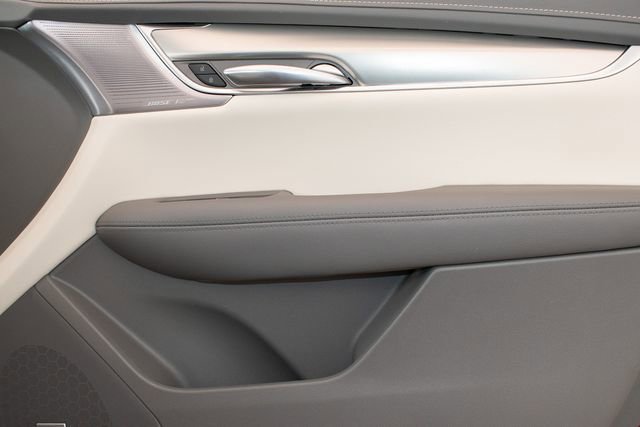 Certified 2023 Cadillac XT5 Premium Luxury w/ LPO, Floor Liner Package AWD/4WD image 11