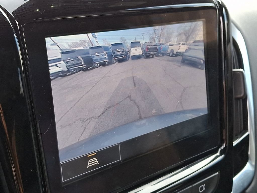 Used 2023 Chevrolet Traverse LT image 20