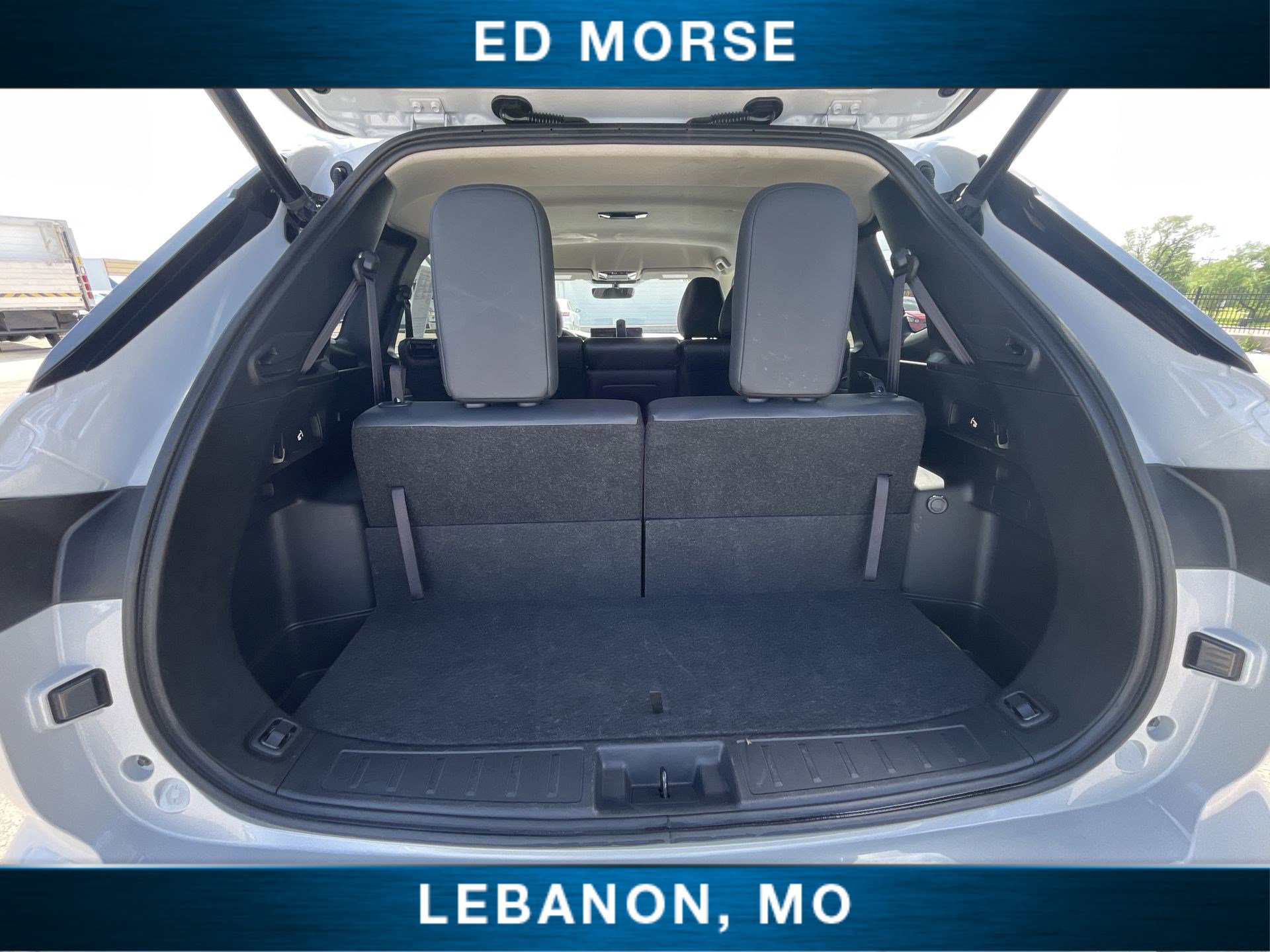 Used 2025 Mitsubishi Outlander SE FWD image 24