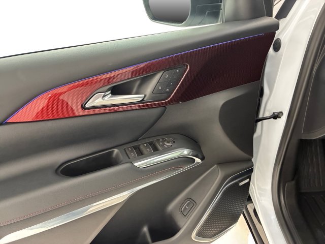 Certified 2026 Chevrolet Traverse RS AWD/4WD image 13