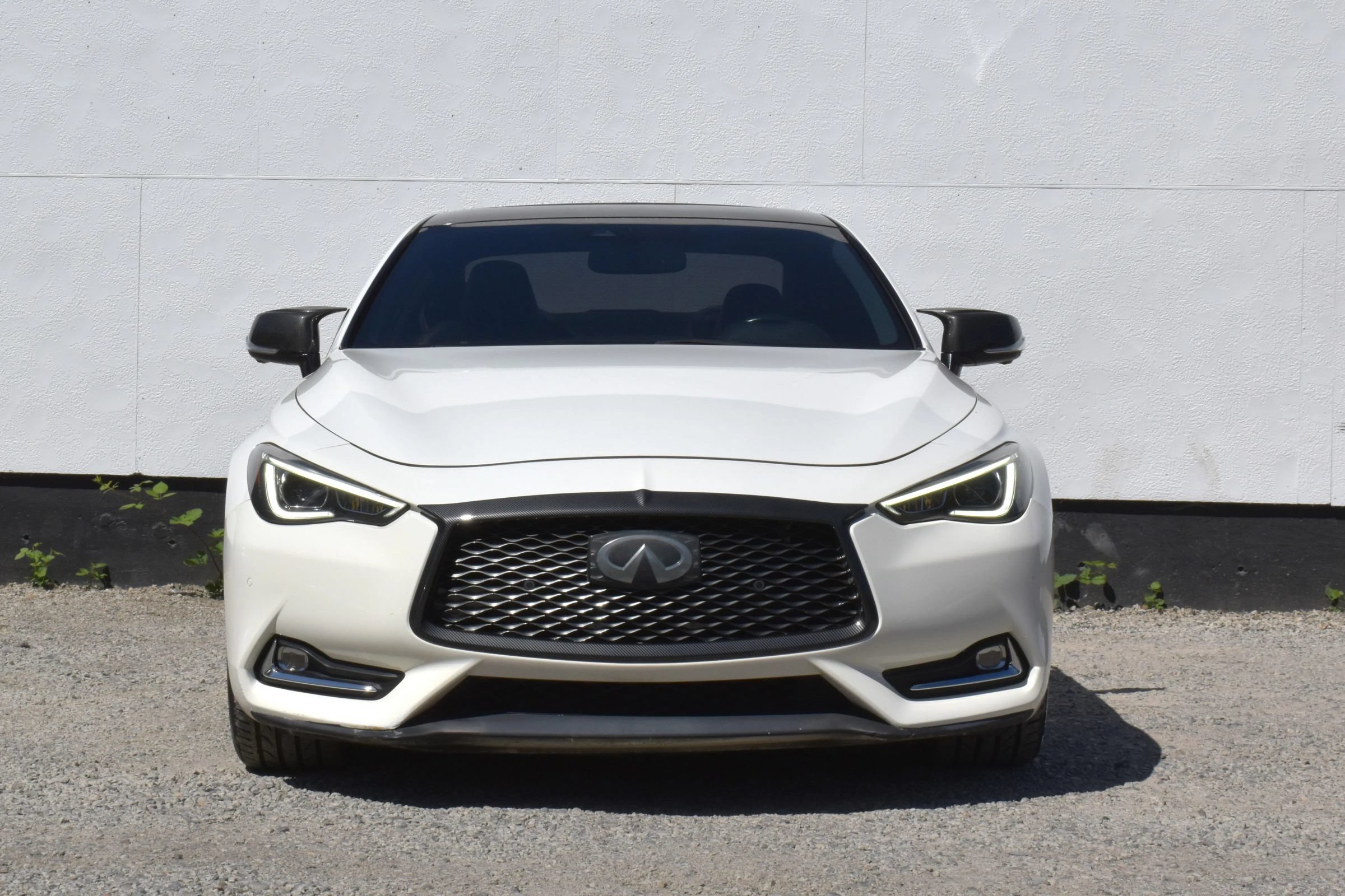 Used 2017 INFINITI Q60 Red Sport 400 RWD image 2