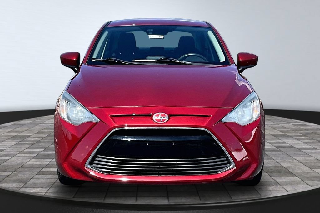 Used 2016 Scion iA FWD image 3