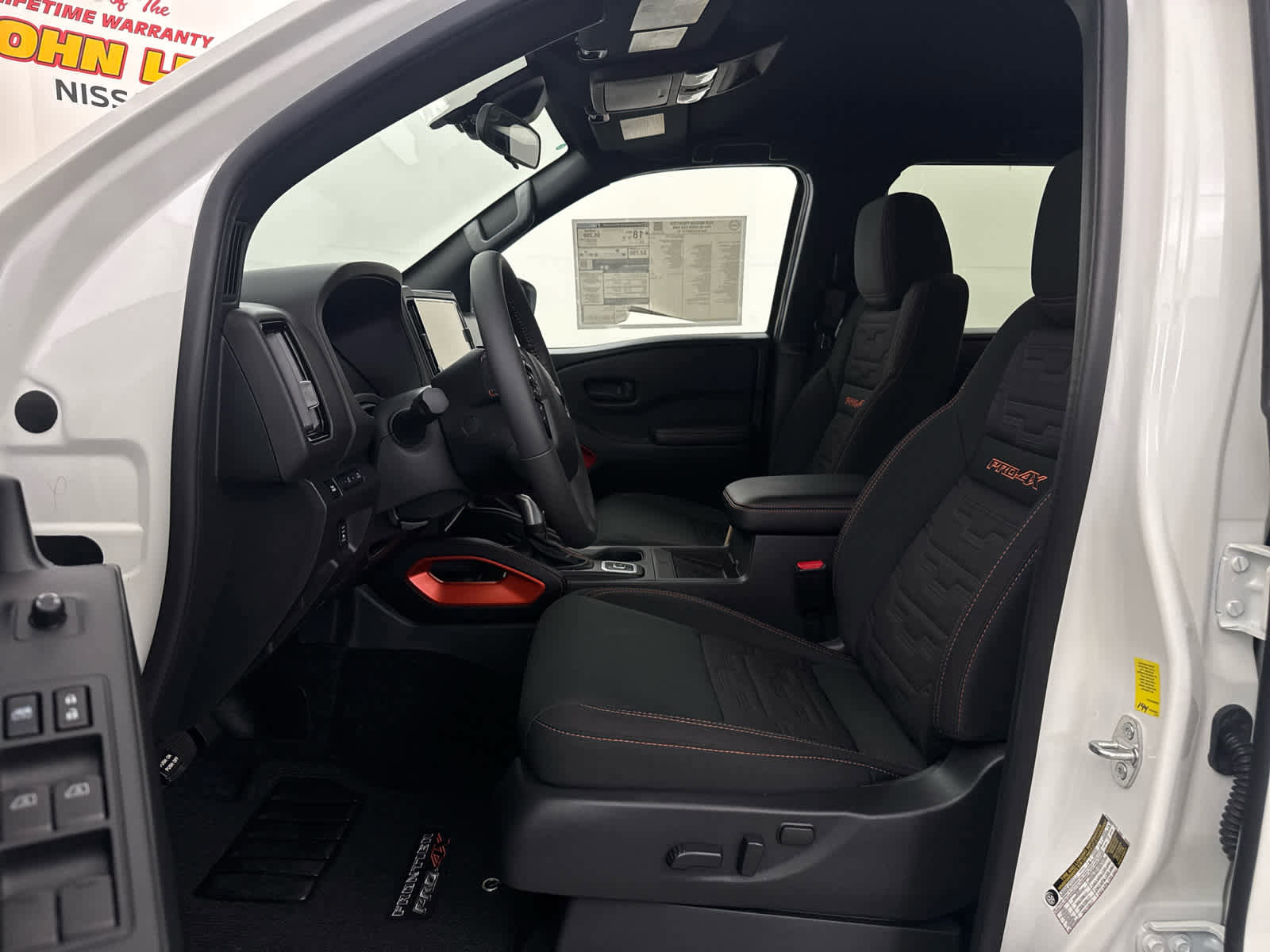 New 2026 Nissan Frontier PRO-4X w/ Pro-4x Convenience Package image 10