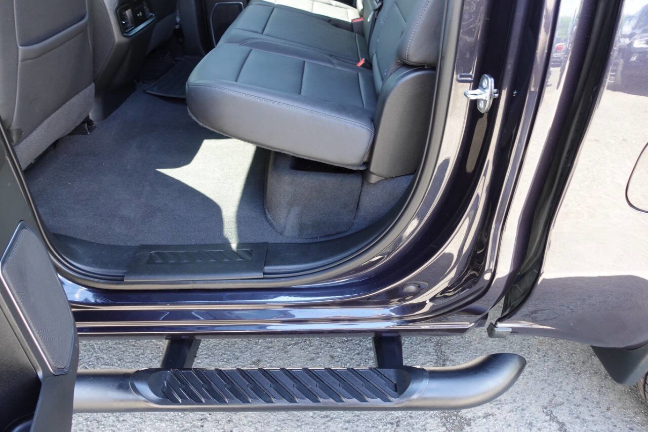Used 2022 Chevrolet Silverado 1500 LT Trail Boss w/ LT Trail Boss Premium Package AWD/4WD image 29