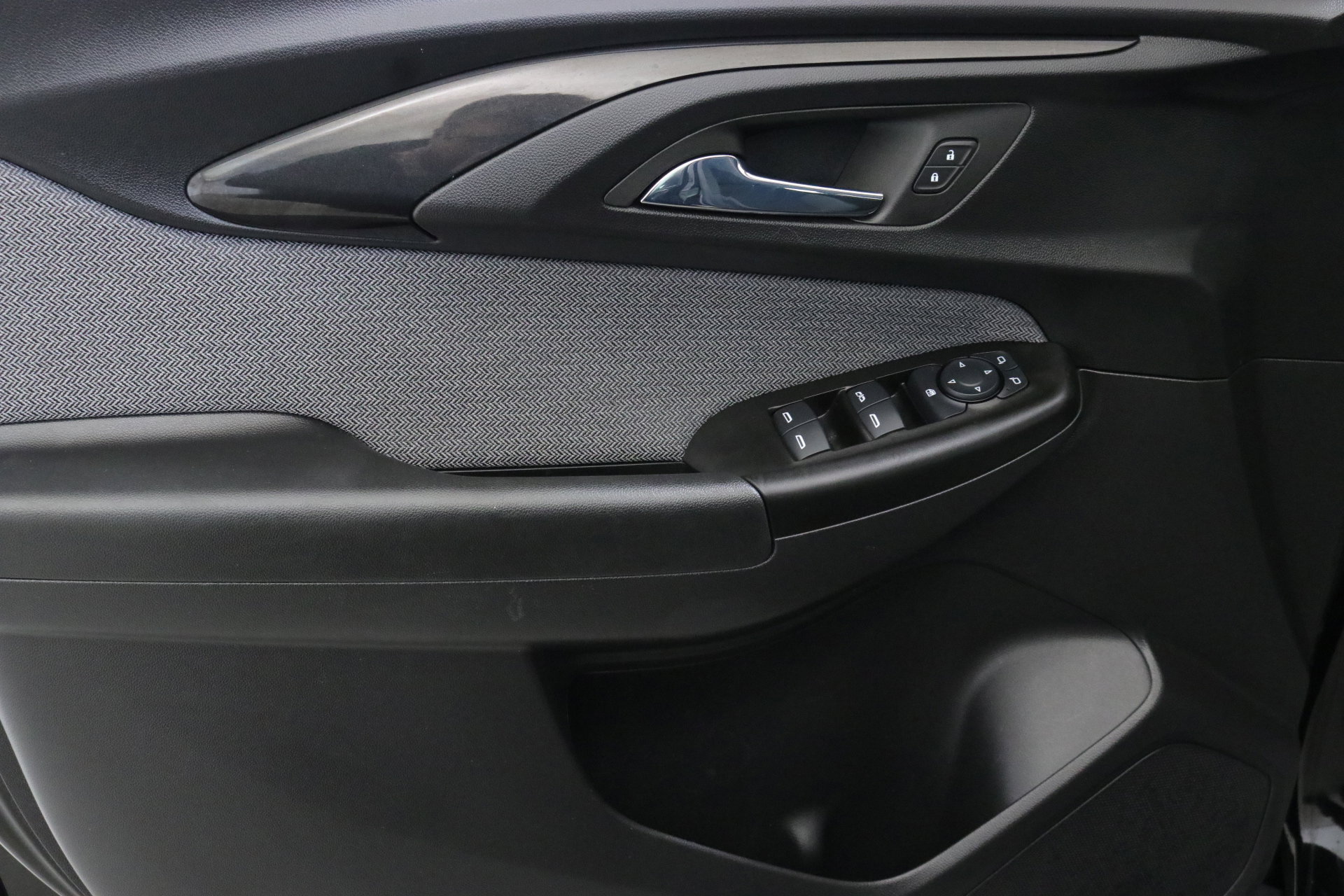 Certified 2023 Chevrolet TrailBlazer LS image 25