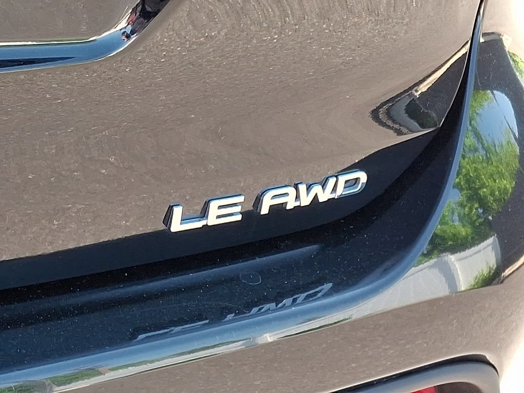 Certified 2025 Toyota Highlander LE AWD/4WD image 30
