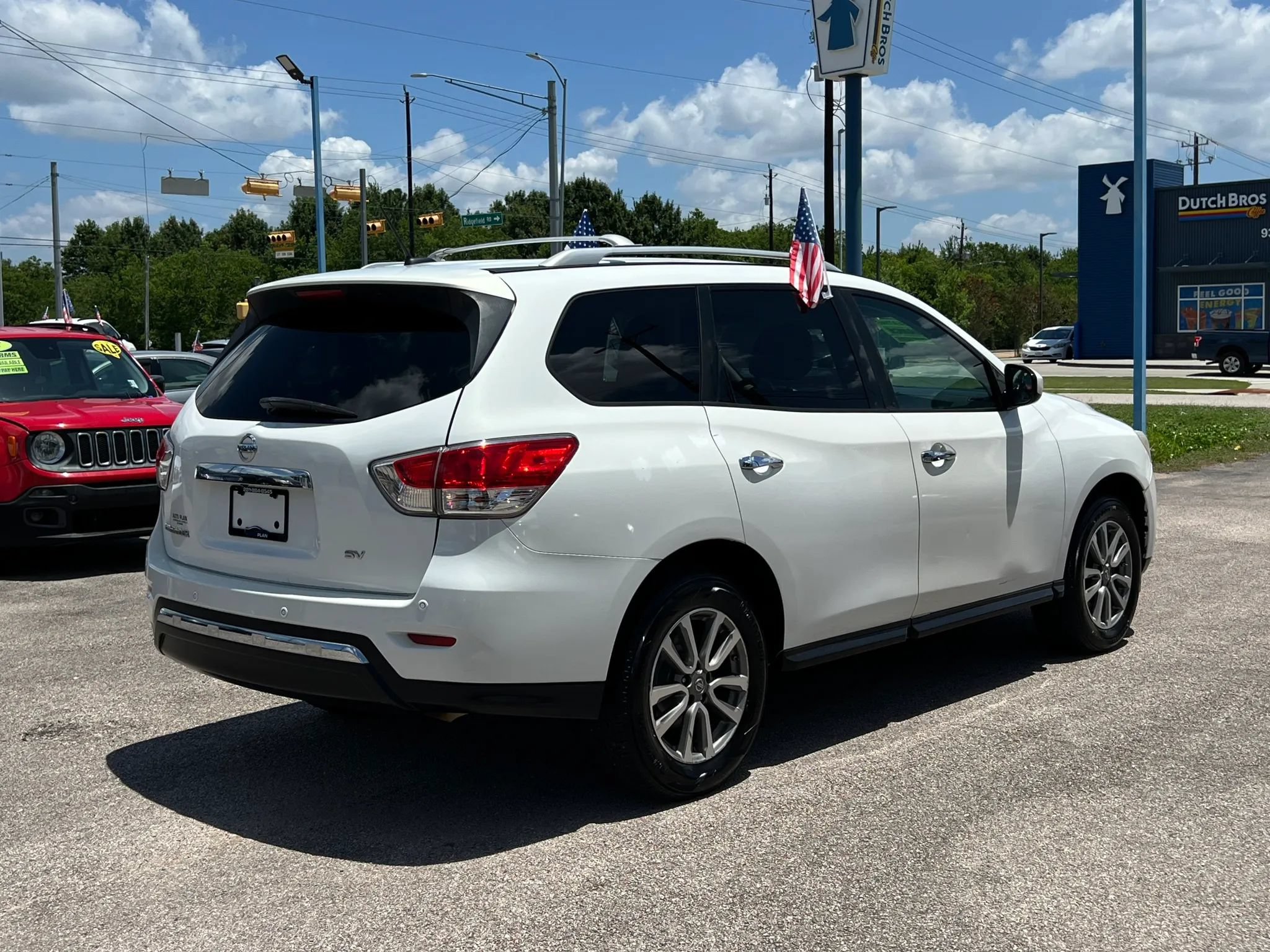 Used 2013 Nissan Pathfinder SV FWD image 6